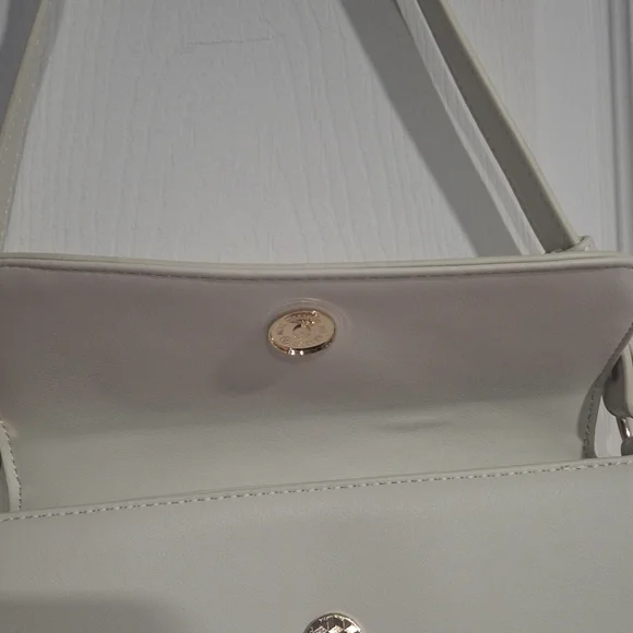 🎄Gluci Elegant White/Eggshell  Shoulder Bag🎄 - Picture 5 of 12